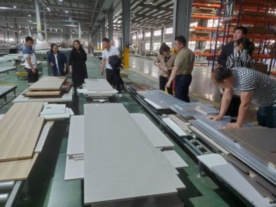 贵州黔南州家具厂合作伙伴至兔宝宝游学_3